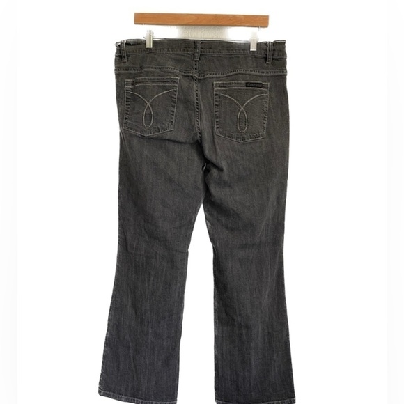 Calvin Klein Distressed Antique Black Boot Cut Stretch Jeans White Stitch Sz 16W - Picture 2 of 11